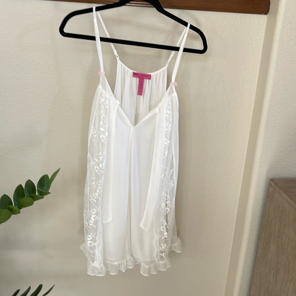 BETSEY JOHNSON INTIMATES BABYDOLL NIGHTIE RUFFLE HEM